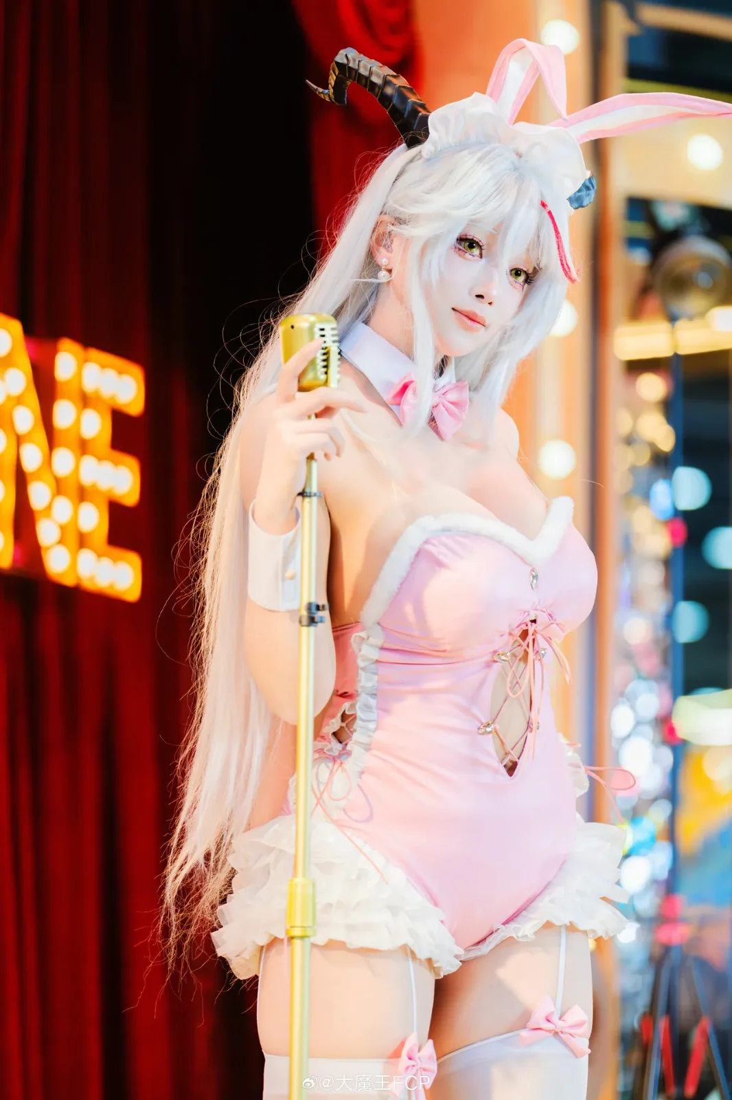 Natsume0v0 - Bunny Agir